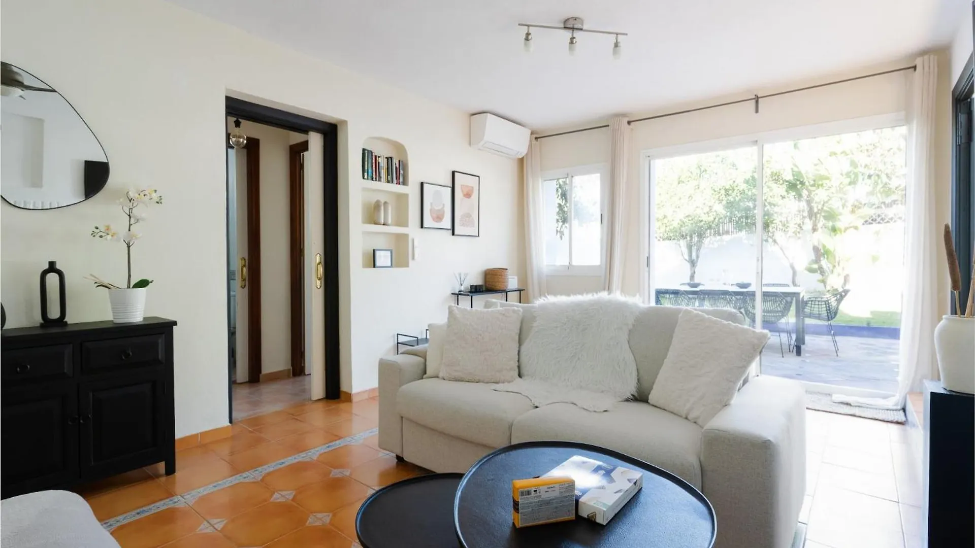 Cosy Holiday Home Near Beach Marbella