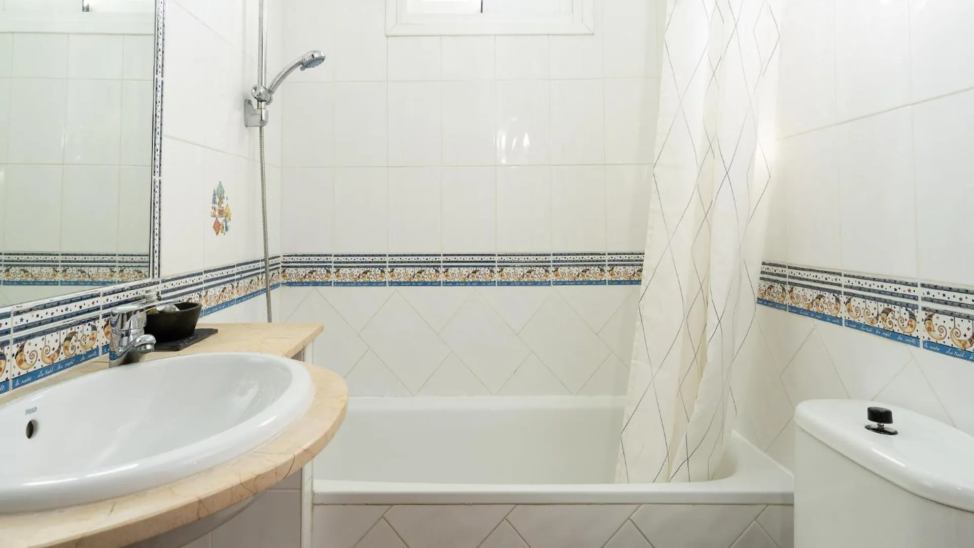 Cosy Holiday Home Near Beach Marbella
