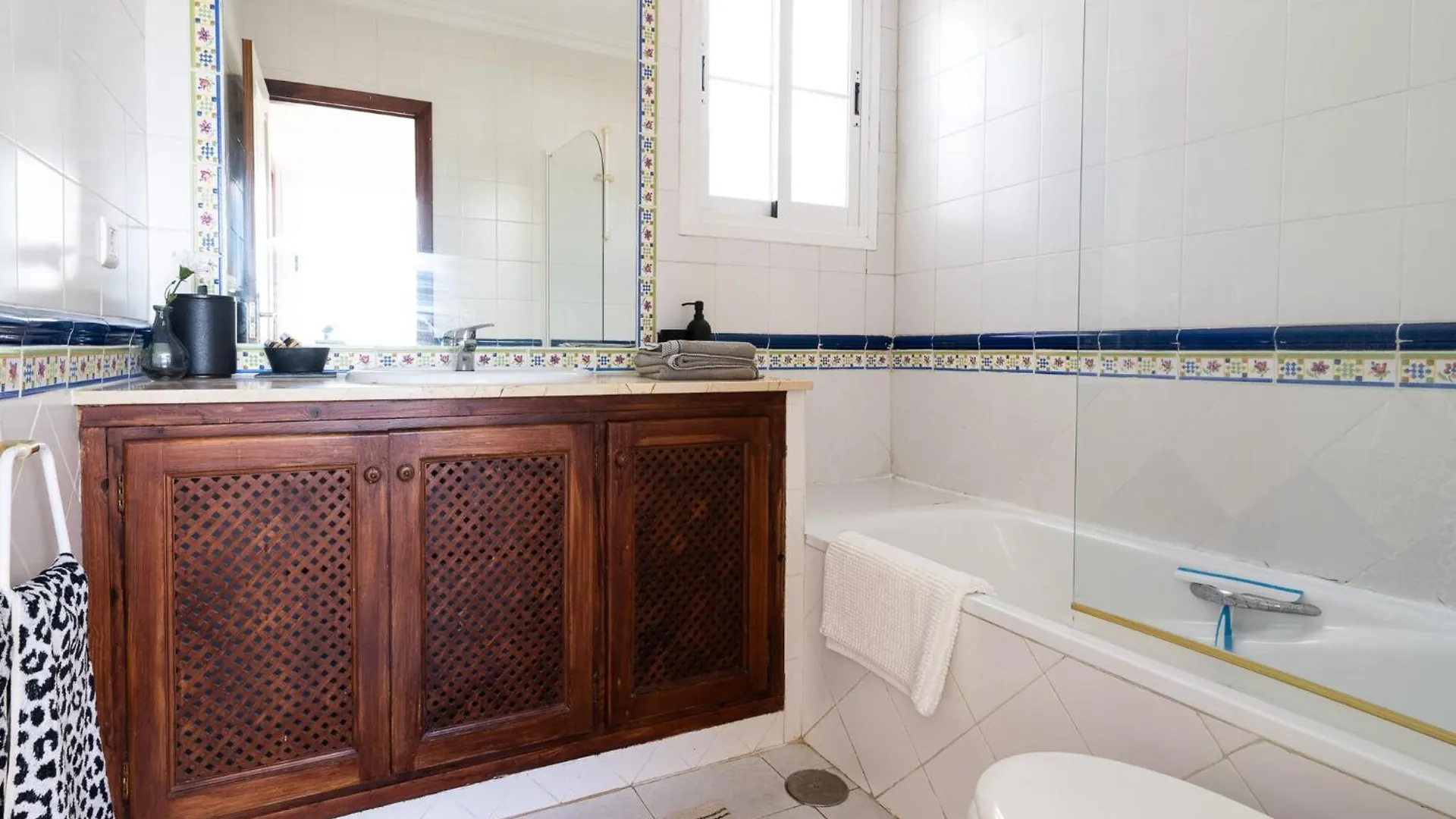 Cosy Holiday Home Near Beach Marbella Spain