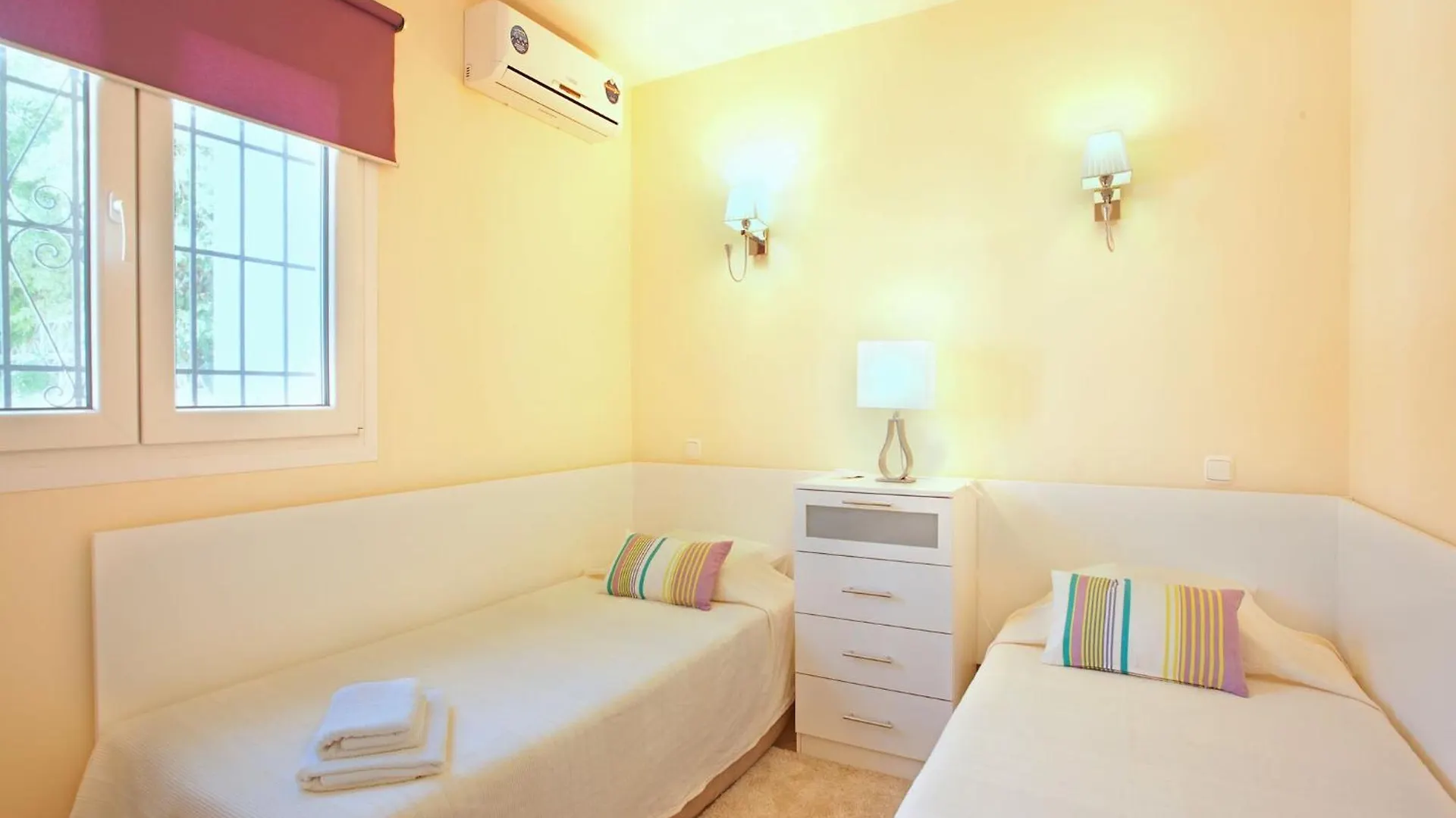 Cosy Holiday Home Near Beach Marbella
