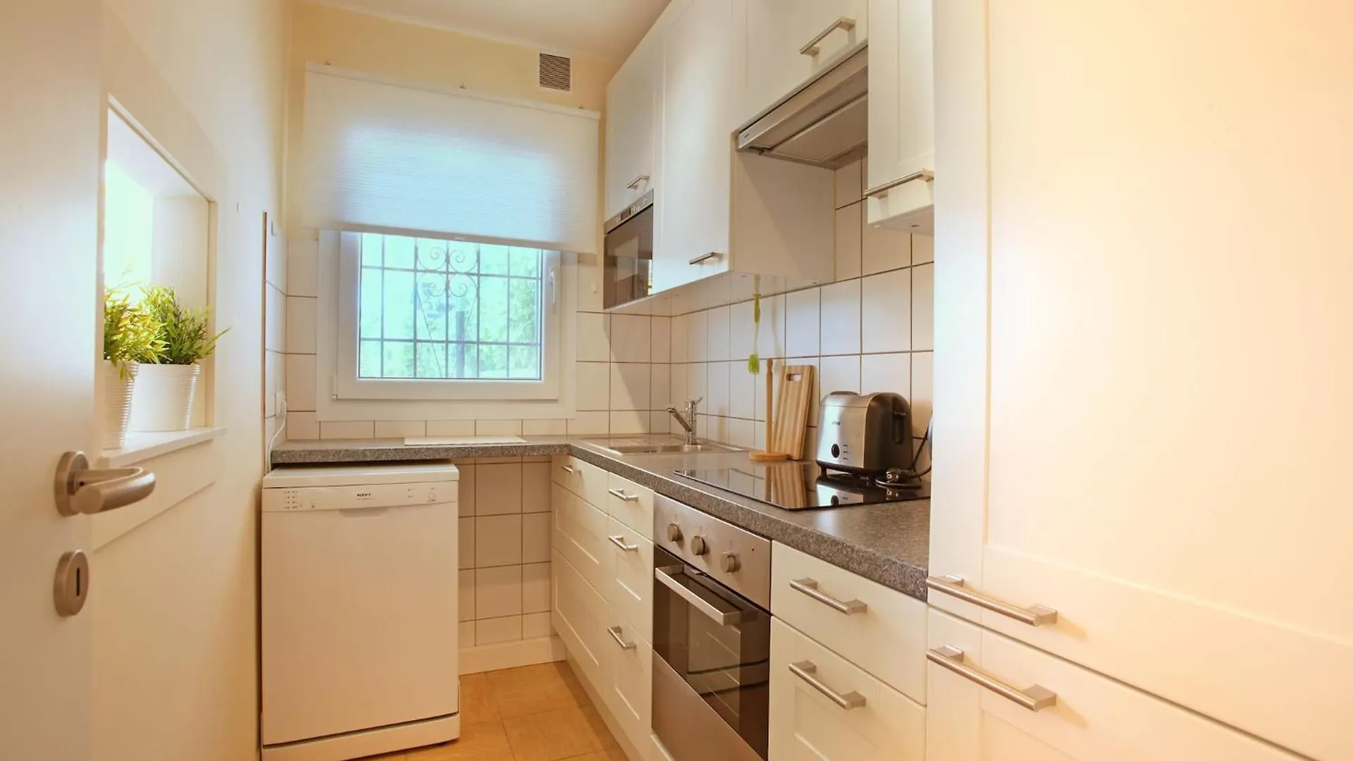 Cosy Holiday Home Near Beach Marbella